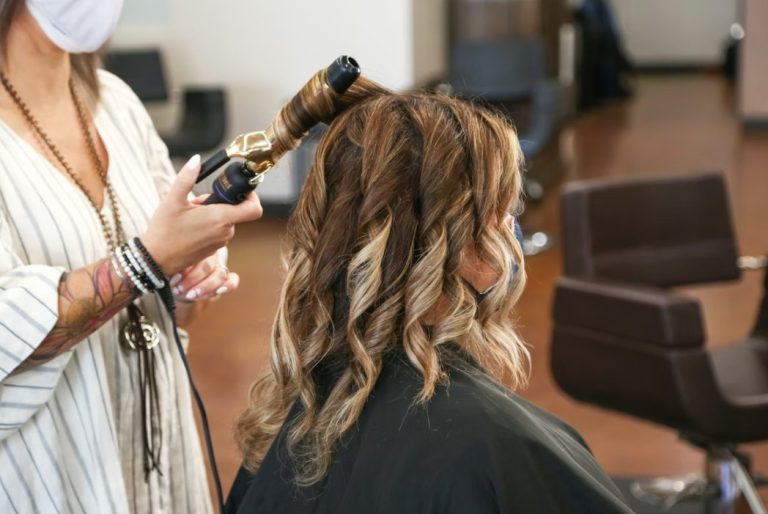 5 Ways to Style Your Hair for Your Wedding Ceremony